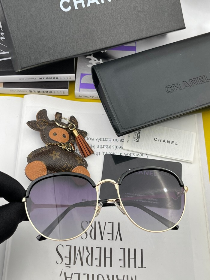 Sunglasses Chanel CH5594