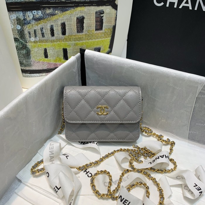 Handbag Chanel 81139 size 12 8.5 2 cm
