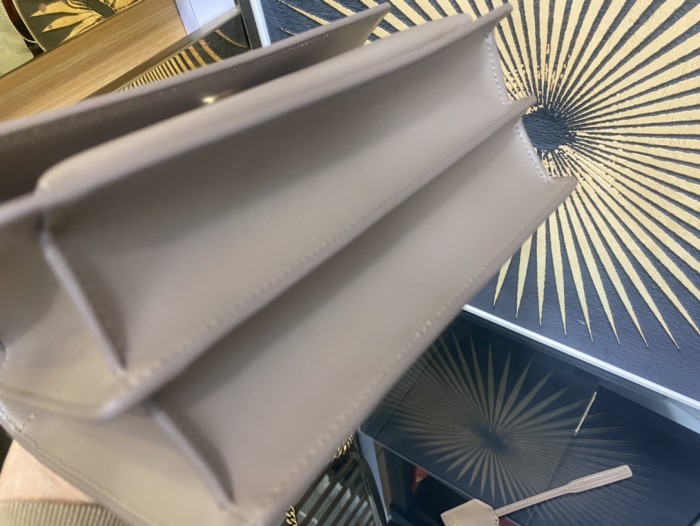 Handbags SAINT LAURENT 442906 size 22-16-9 cm