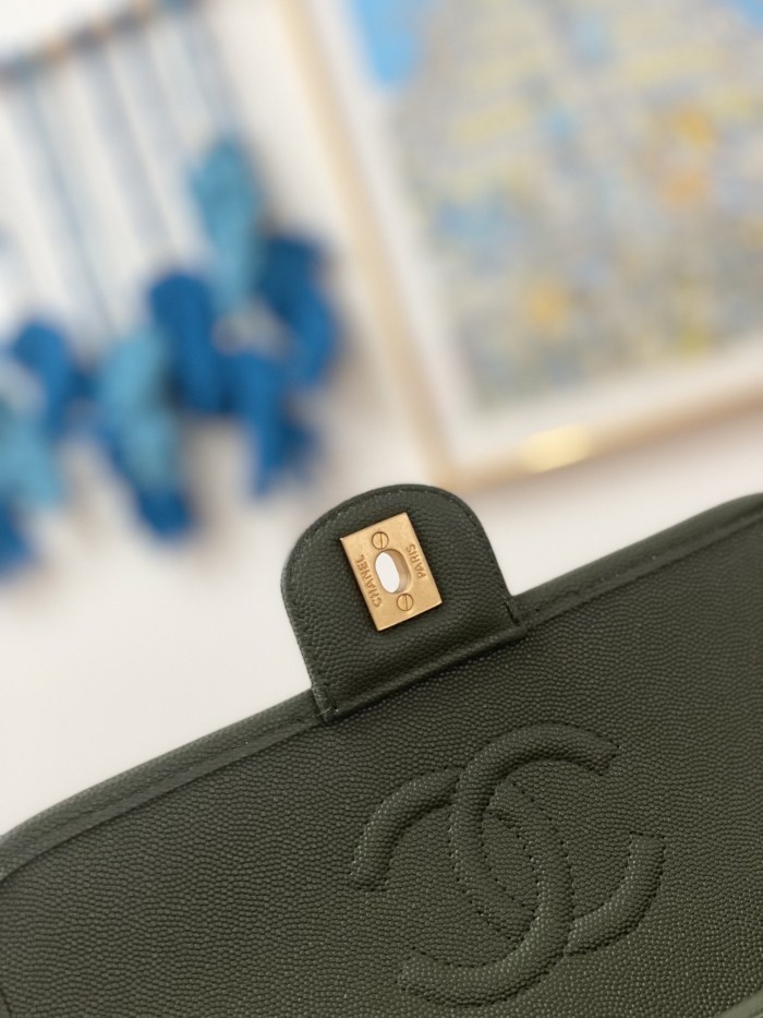 Handbag Chanel AS3653 size 25x21.5x7 cm