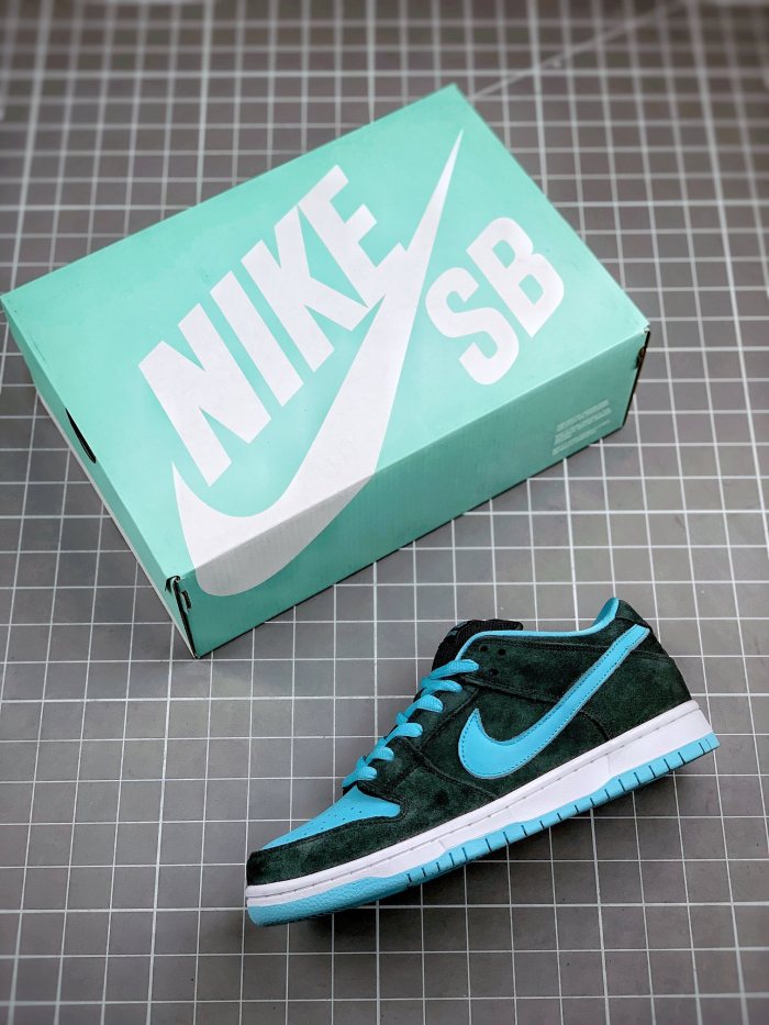 Nike Dunk SB Low Clear Jade