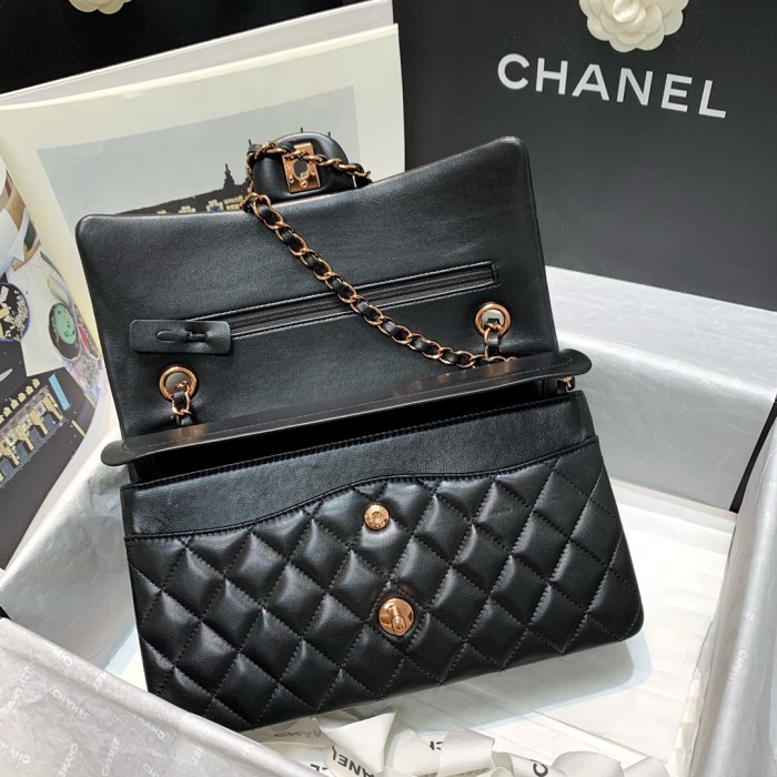 Handbag Chanel 112 size 25 cm