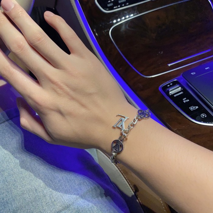 Clothes Louis Vuitton 54