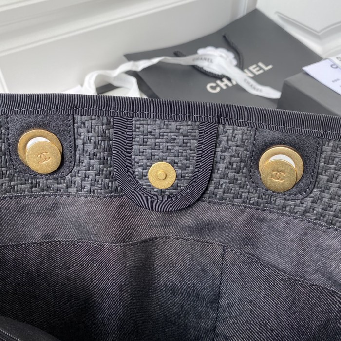 Handbag Chanel 66942 size 42 27.5 14 cm