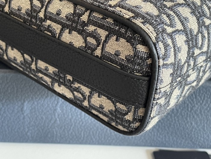 Handbag Dior 93358 size 29x 21x 7 cm