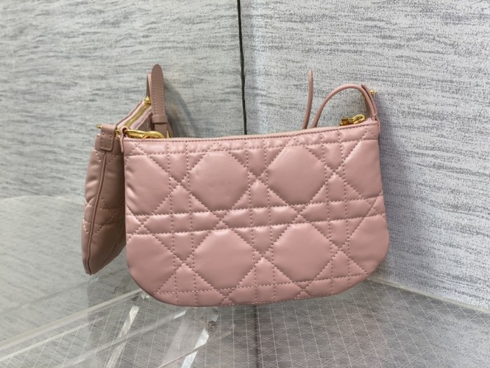 Handbag Dior size 25×16×2.5 cm