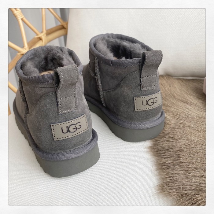 UGG Sneaker 21
