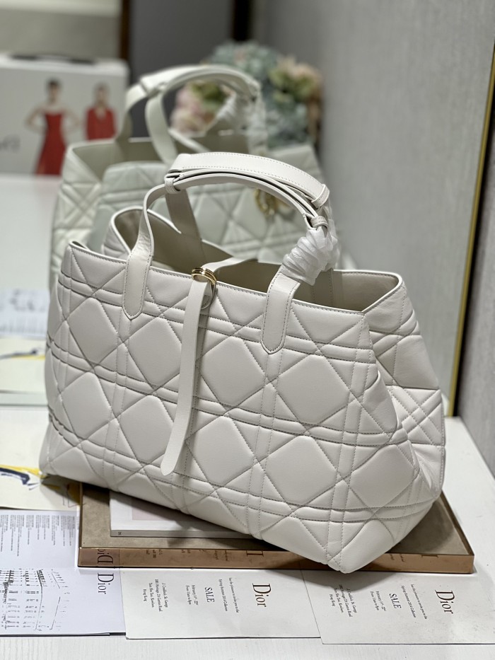 Handbag Dior 1188 size 37×43×22 cm