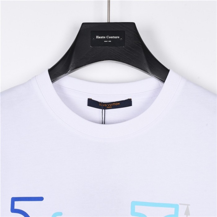 Clothes Louis Vuitton 369