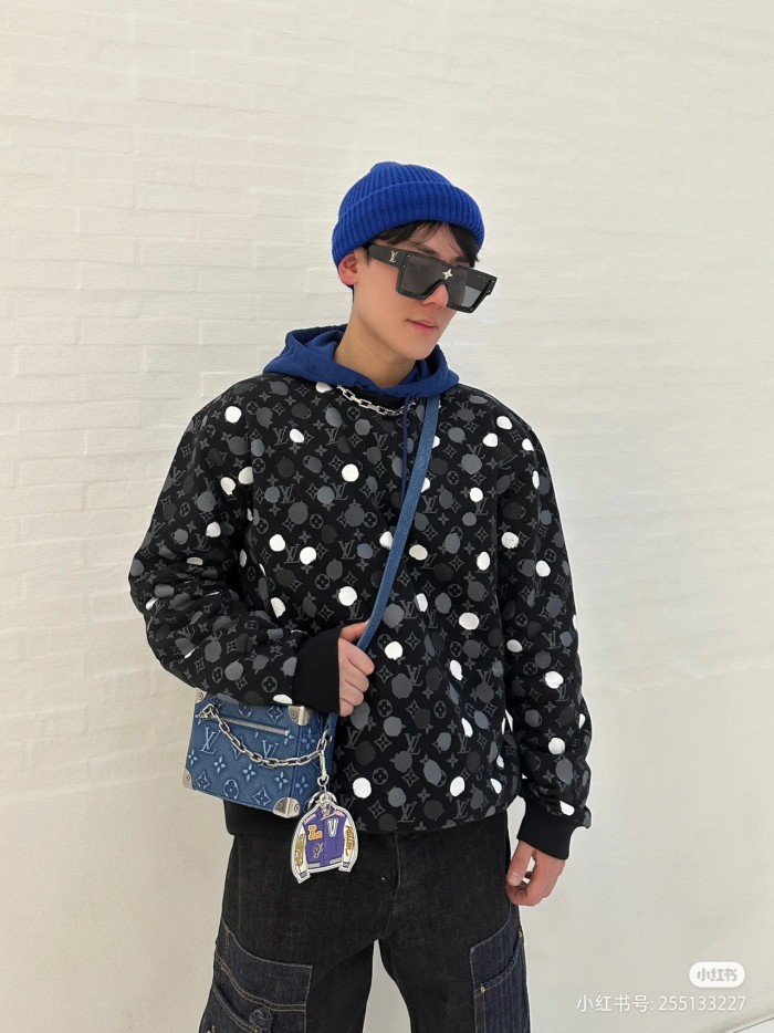 Clothes Louis Vuitton 118