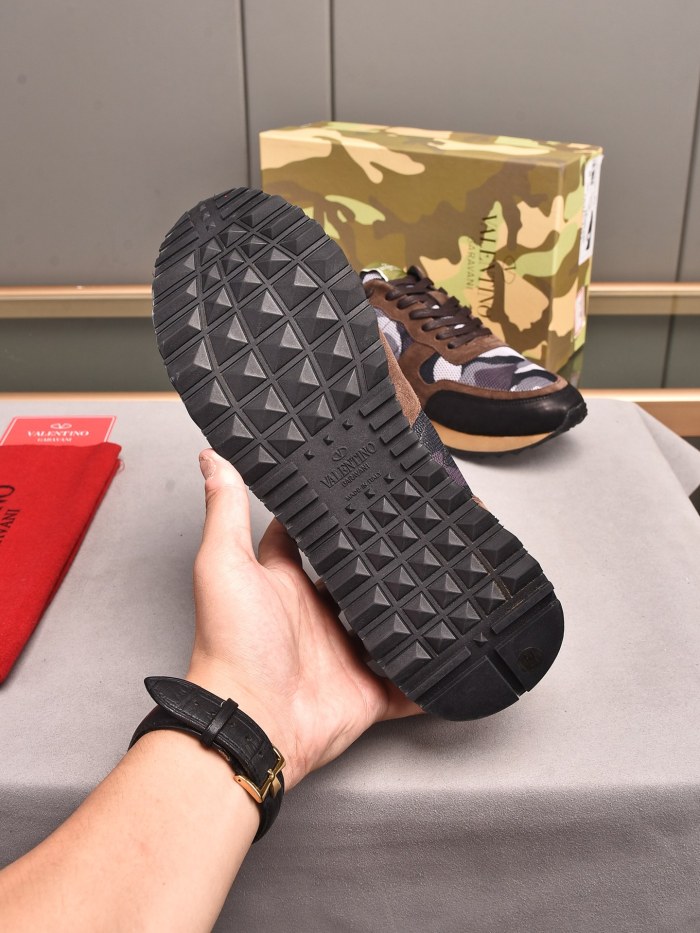 Valentino Garavani Rockrunner camouflage-print sneakers 8