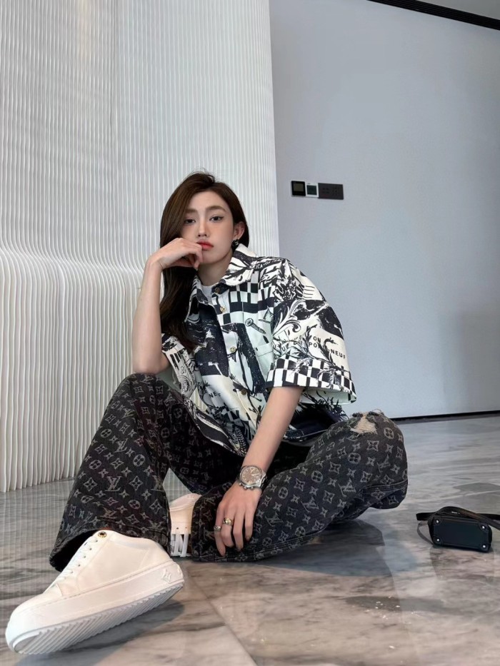 Clothes Louis Vuitton 205