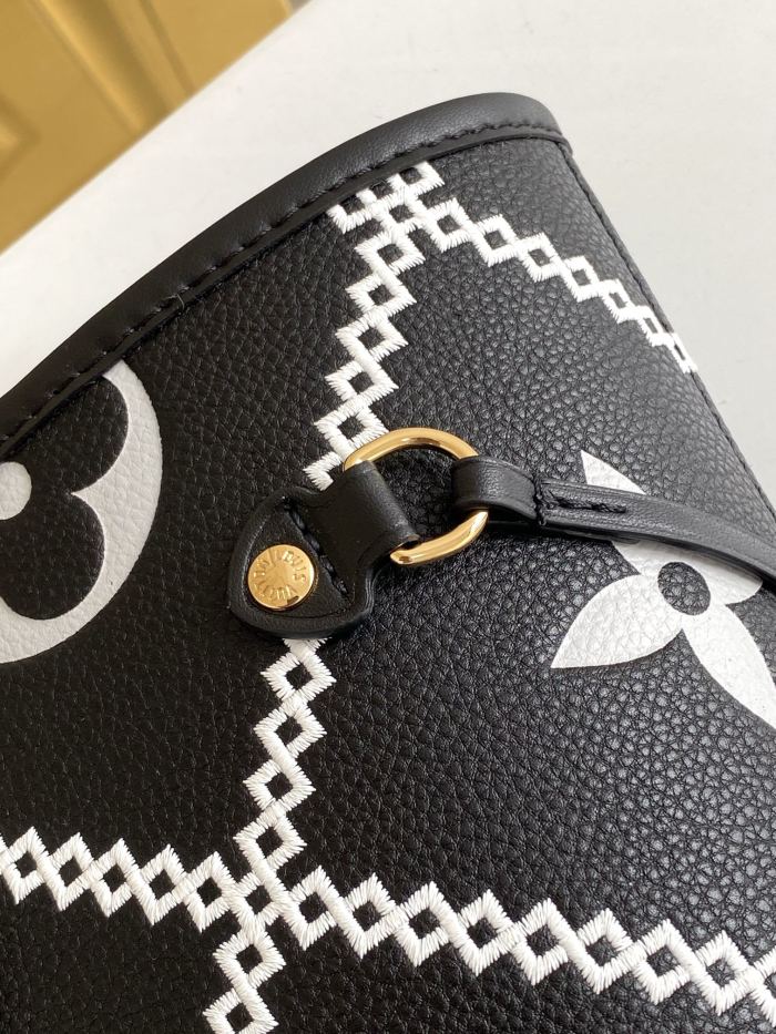 Handbag Louis Vuitton M46040 size 31 x 28 x 14 cm