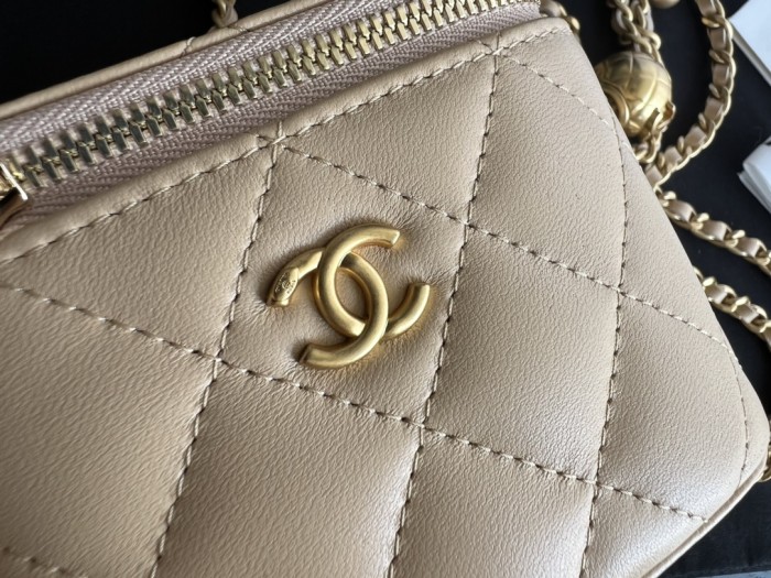Handbag Chanel AP1447 size 8.5cmx11cmx7 cm