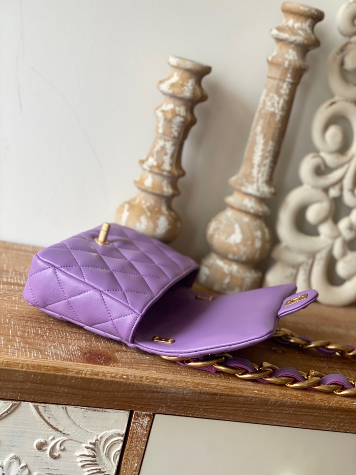 Handbag Chanel 3214 size 17*21*6 cm