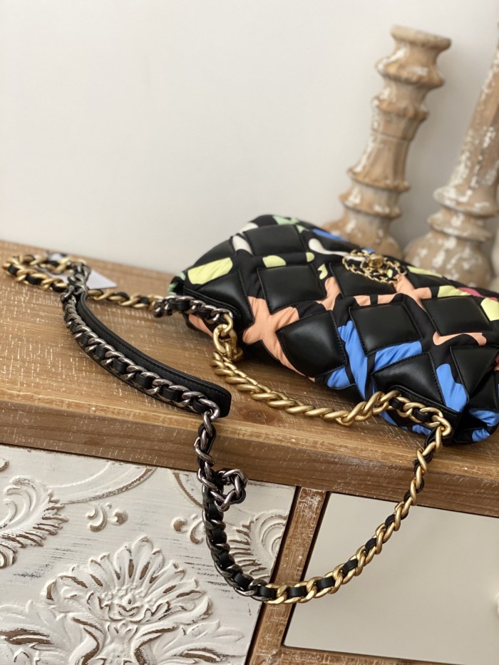 Handbag Chanel 1160 size 26*9*16 cm