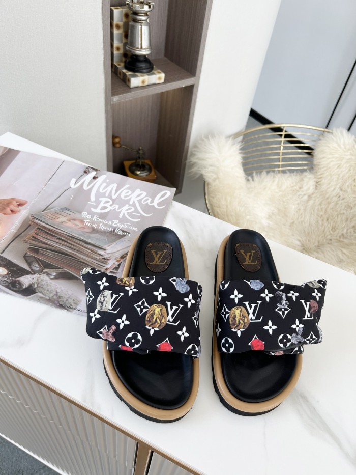 Louis Vuitton POOL PILLOW COMFORT MULES WOMEN 5