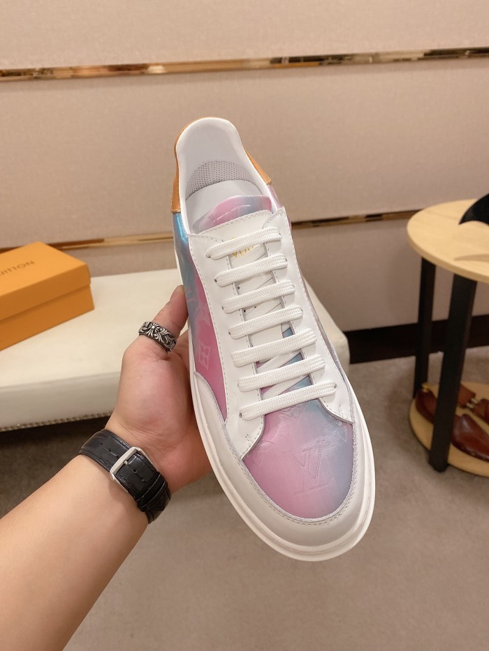 Louis Vuitton Low Top sneaker 114