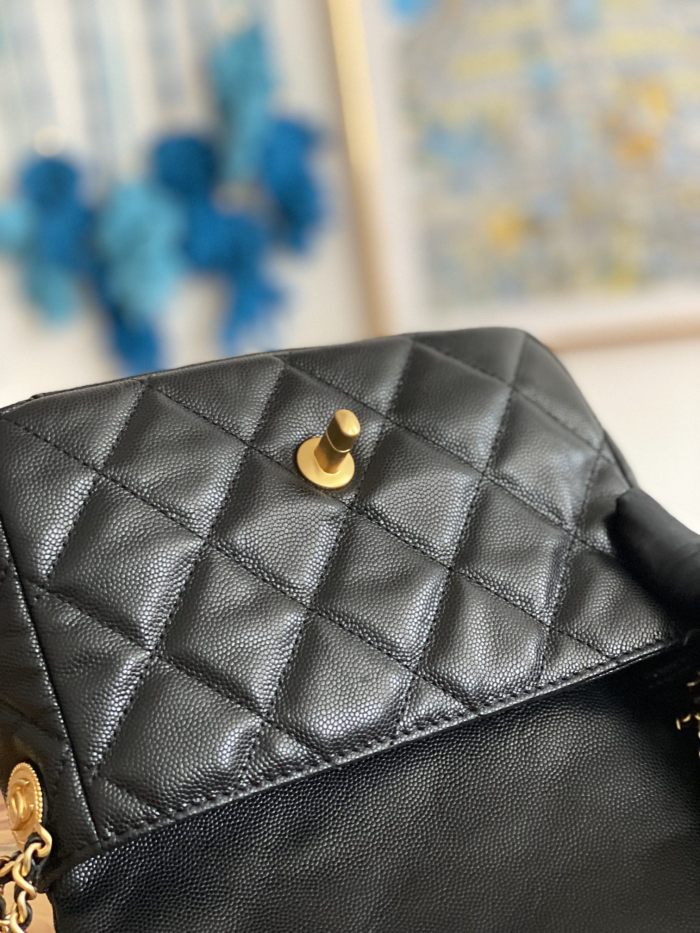 Handbag Chanel 3369 size 21X14.5X6 cm