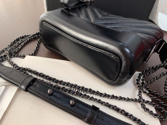 Handbag Chanel A91810 size 20 cm