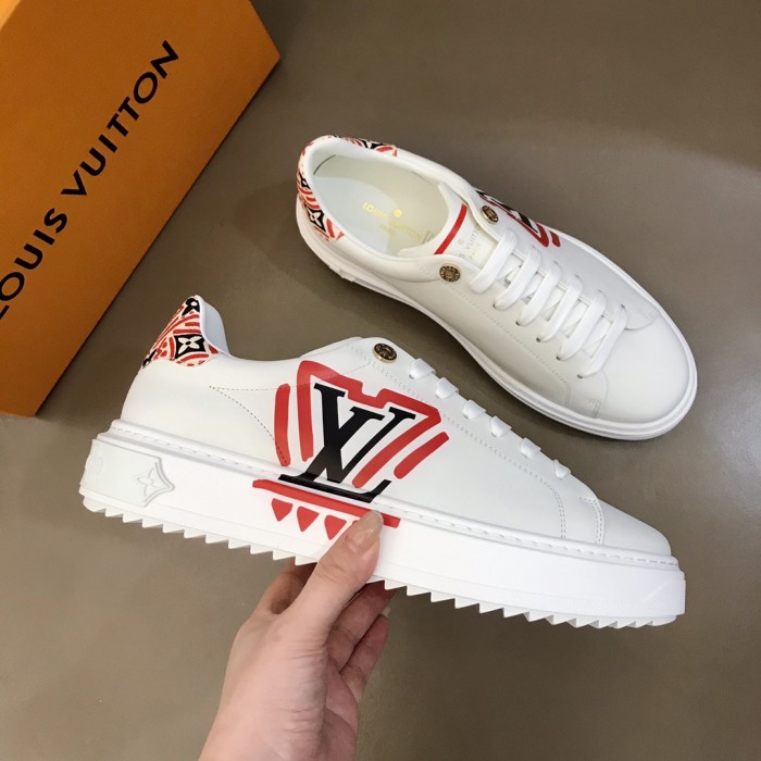 Louis Vuitton Low Top sneaker 16