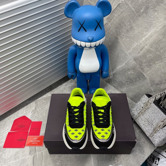 VALENTINO GARAVANI Ready Go Runner Sneaker 2