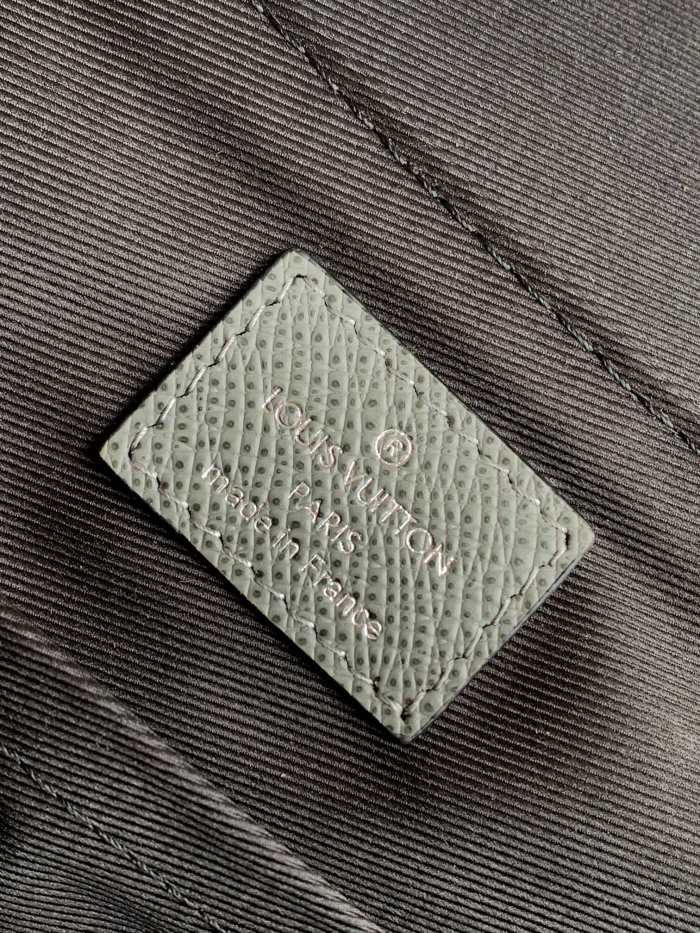 Handbag Louis Vuitton M30851 size 26 x 20 x 7cm