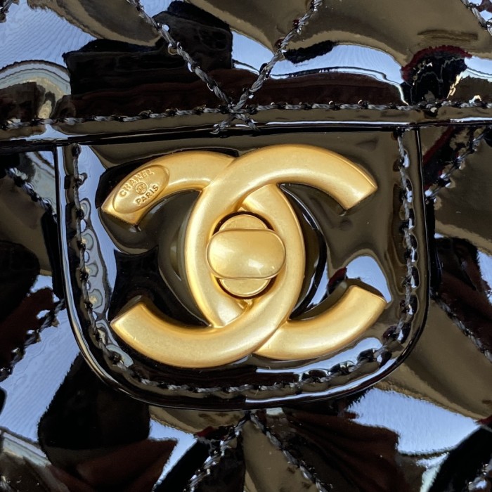 Handbag Chanel AS3649 size 18X19.5X9.5 cm