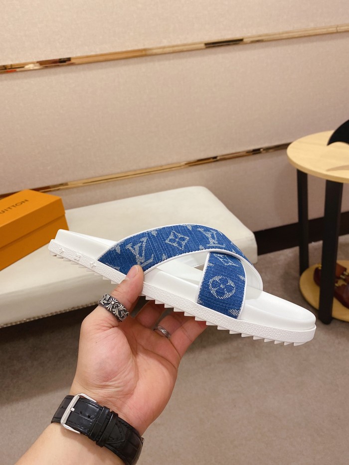 Louis Vuitton Slipper 18