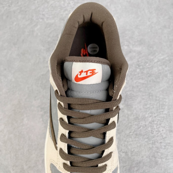 Nike Dunk Low Travis Scott x Playstation