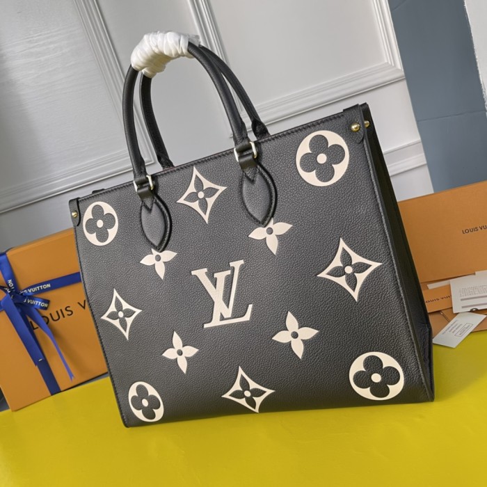 Handbag Louis Vuitton M45495 size 34.0 x 26.0 x 13.0 cm