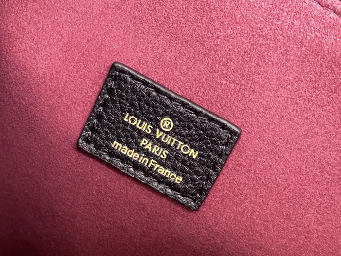 Handbag Louis Vuitton M45773 size 25 x 19 x 7 cm