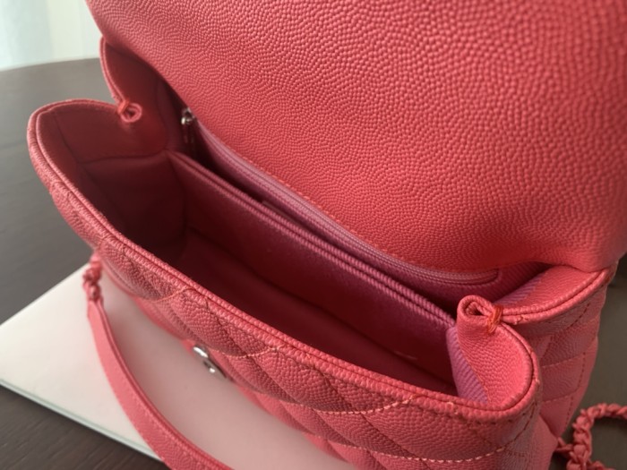 Handbag Chanel size 13cmx19cmx9 cm