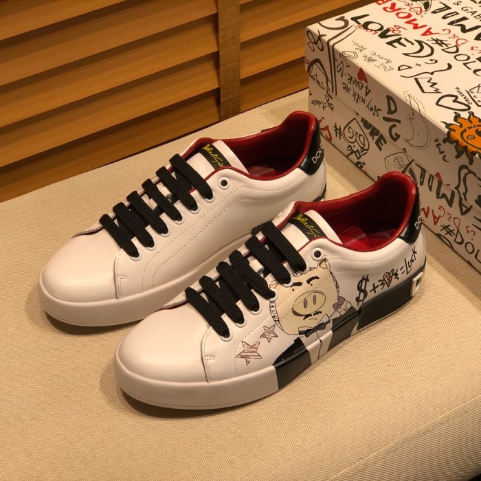 Dolce & Gabbana Low Tops Sneakers 137