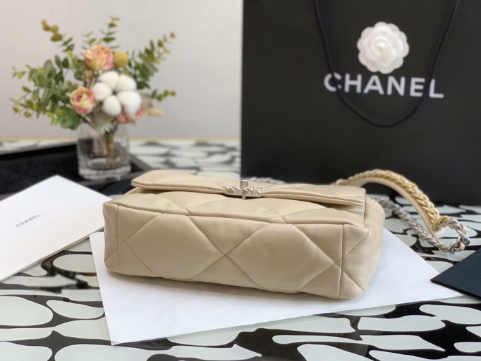 Handbag Chanel size 36 cm