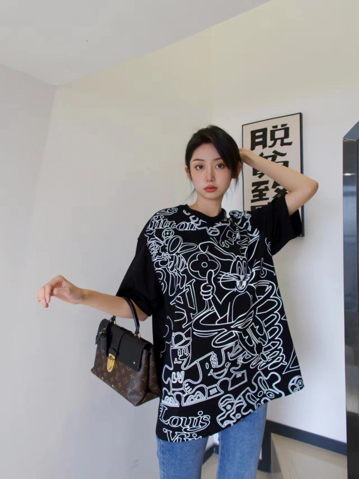 Clothes Louis Vuitton 195