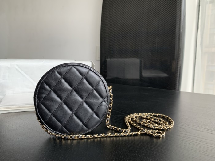 Handbag Chanel 2388 size 12.5cmx5.8 cm