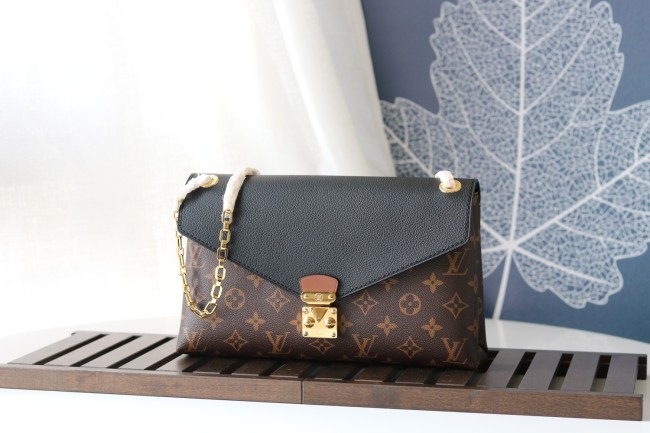 Handbag Louis Vuitton M41200 size：26x17x6cm