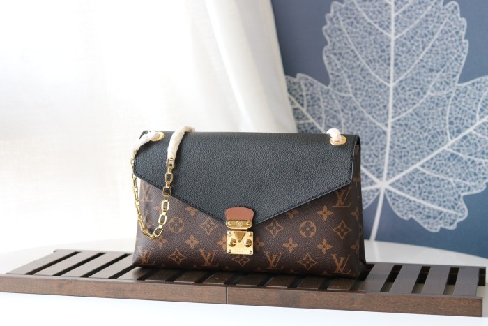 Handbag Louis Vuitton M41200 size：26x17x6cm