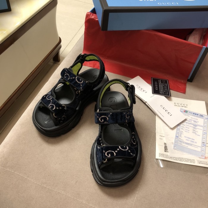 Gucci Leather espadrille with Double G WOMEN 1