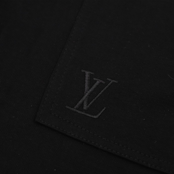 Clothes Louis Vuitton 110