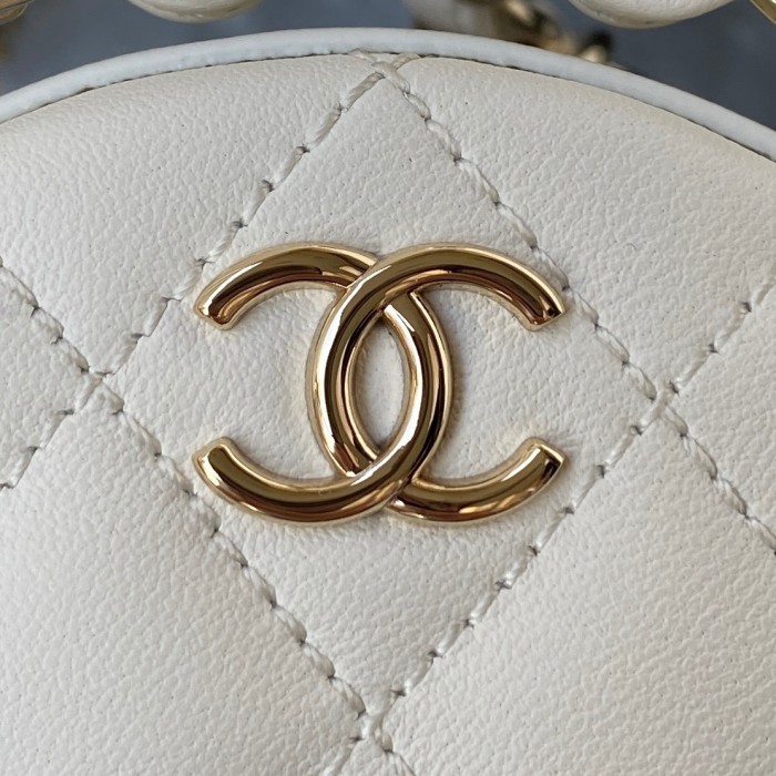 Handbag Chanel AP2568 size 17X14x2.4 cm