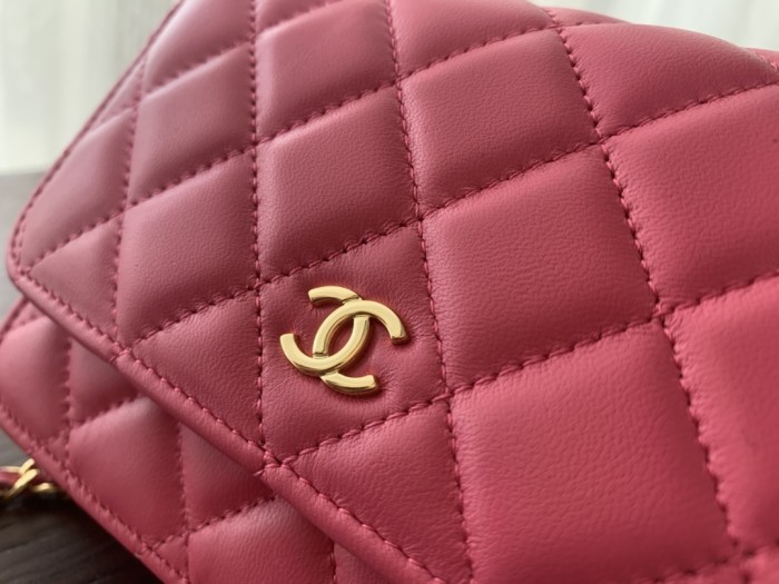 Handbag Chanel size 15cmx10cm x3.5 cm