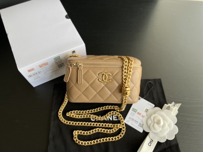 Handbag Chanel AP3044 size 17cmx9.5cmx8 cm