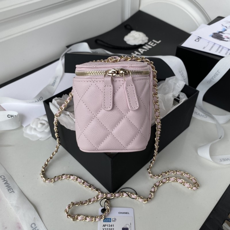 Handbag Chanel AP1341 size 9.5x17x8 cm