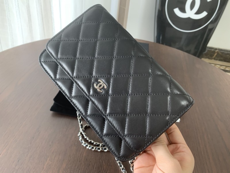 Handbag Chanel size 19 cm
