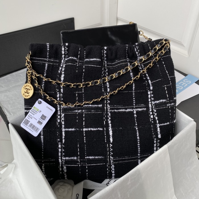 Handbag Chanel AS3261 size 39×42×8 cm