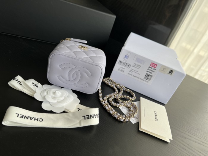 Handbag Chanel AP2198 size 11cmx8.5cmx7 cm