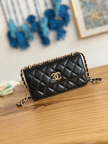 Handbag Chanel 81238 size 16 cm