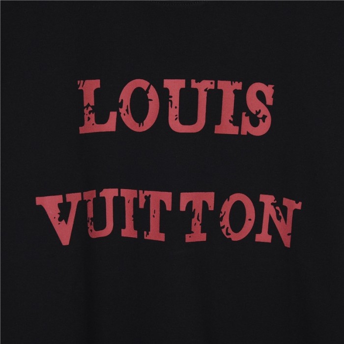 Clothes Louis Vuitton 391